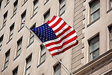 《星刃》登顶美国4月销量榜 《地狱潜者2》后劲十足